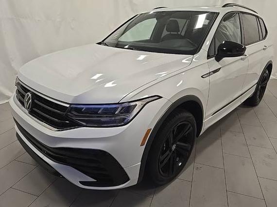 VOLKSWAGEN TIGUAN 4MOTION 2024 3VV8B7AX4RM104021 image VOLKSWAGEN TIGUAN 4MOTION 2024 3VV8B7AX4RM104021 image
